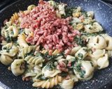 Foto del paso 1 de la receta Pasta con espinacas y carne picada