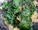 Foto del paso 9 de la receta: Acelgas gratinadas con huevo