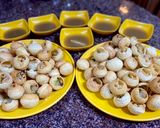 A picture of step 3 of Golgappa.