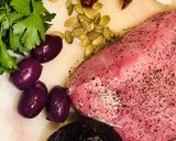 Foto del paso 1 de la receta: Lomo de Cerdo en crema de Kalamata y Berenjenas en mermelada de tomates secos