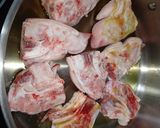 Foto del paso 1 de la receta Manitas en salsa de cerveza 🍺🐷