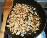 Foto del passaggio 1 della ricetta Pollo al radicchio e noci