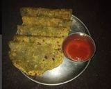પાલક રોટી (Palak Roti Recipe In Gujarati) રેસીપી સ્ટેપ2ફોટો