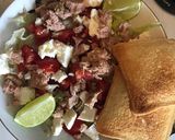 Szupergyors, tonhalsaláta 🐟🧀🍅🥬🍞 recept fázis 2 fotója
