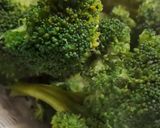 Foto del passaggio 1 della ricetta Polpette di broccoli siciliani e cavolo rosso