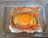 Foto del paso 3 de la receta: Pescado empapelado con topping de mango