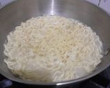 Foto langkah ke 1 dari resep Mie Instan Kuah Nyemek.