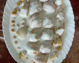 A picture of step 3 of Dahi bada mixed chat papri.