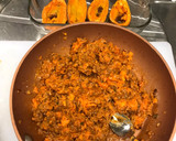 Foto del paso 3 de la receta: Batatas rellenas de carne 🍠🍠