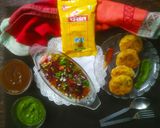 આલુ ટીકી રગડા ચાટ (Aloo Tikki Ragda Chaat Recipe In Gujarati) રેસીપી સ્ટેપ7ફોટો