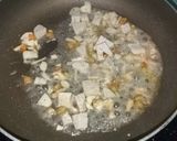 Foto langkah ke 3 dari resep Tumis toge bayam bawang putih.