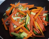 Foto del paso 4 de la receta: Wok de verduras y pollo Súper EXPRESS!!!