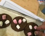 Foto langkah ke 5 dari resep S’More Chewy Cookies.