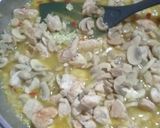 Foto del paso 4 de la receta: Risotto de pollo y hongos