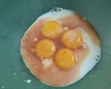 A picture of step 2 of Fluffy Japanese Pancakes.