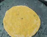 A picture of step 3 of Bottle gourd paratha.