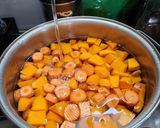 Foto del paso 2 de la receta: Sopita cremosa de calabaza lentejas y zanahoria