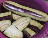 Foto langkah ke 1 dari resep Balado Terong.