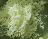 चीज कॉर्न पिझ्झा (cheese corn pizza recipe in marathi) रेसिपी स्टेप 3 फोटो