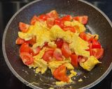 A picture of step 3 of 🥚🍅 Eggs & tomatoes in Chinese style.