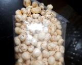 A picture of step 1 of Crispy falahari makhana.