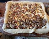 Foto del paso 2 de la receta: Pizza rellena 🍕