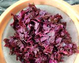 A picture of step 1 of Lauki red amaranth dry sabzi.