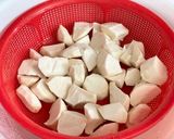 Hình bước làm 1 của món Canh Khoai Sọ Hầm Xương Heo