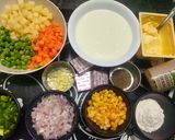 A picture of step 1 of Baked Sweet Corn and Vegetables in White Sauce.