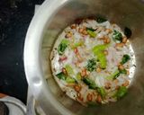 A picture of step 3 of Simple Suji Upma.