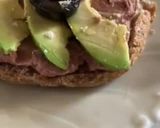 Foto del paso 5 de la receta: Tapita de foie con manzana, y aguacate. Rápido y rico!!