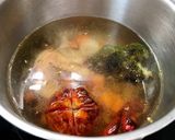 Foto del paso 2 de la receta: Arroz meloso de pollo y gallina 🐓