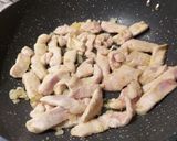 Foto del passaggio 3 della ricetta Pollo al limone