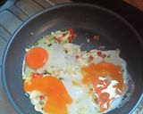 Foto langkah ke 1 dari resep Telur Ceplok Pontianak.