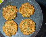 A picture of step 4 of Alu Methi Paratha.