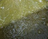 A picture of step 3 of Sarsoon ka saag.