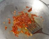 Foto langkah ke 4 dari resep 75. Bumbu Merah Terasi Nasi Goreng Sederhana.