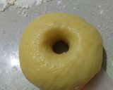 Foto langkah ke 4 dari resep Donat labu kuning.