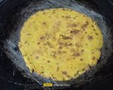 A picture of step 5 of Multigrain Mint Khakhra.