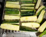 Foto del paso 1 de la receta: Bastoncitos de zapallitos grillados a la plancha
