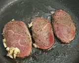 Foto langkah ke 2 dari resep Steak saus lada hitam (super simple).