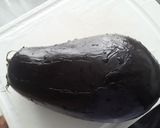 Foto del paso 1 de la receta: Berenjenas rellenas de zapallo, calabacín y queso... 🤔🤨🙄🍆🎃🥒🌶🧀🍆