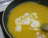A picture of step 4 of Pumpkin and carrot soup.