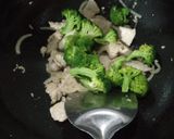 Foto langkah ke 4 dari resep 41. Brokoli chiken teriyaki.