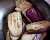 A picture of step 2 of Brinjal pakora.