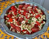Une image de l'étape 10 de Salade de pâtes aux tomates cerises, poivrons rouges grillés et persil.