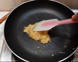 A picture of step 5 of WALNUT APPLE PARATHA WITH CARAMEL SAUCE & VANILLA ICE-CREAM.