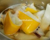 A picture of step 3 of Spiced Sunmelon peels and seeds Tea.