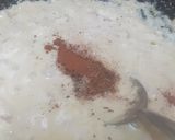 A picture of step 3 of Methi Matar Malai in White Gravy.