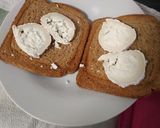 Foto del paso 1 de la receta: Desayuno con queso, miel y frutas